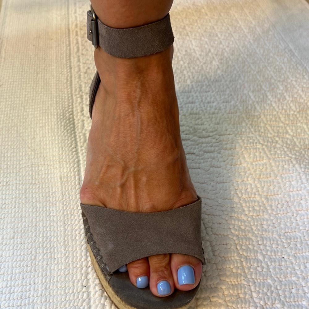 Steve Madden gray Elody wedge sandals